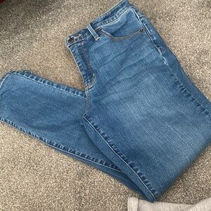 Universal Thread Women's Straight Leg Jeans in Blue